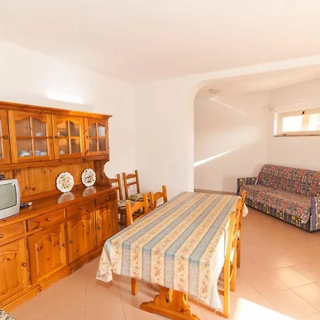 Nannis House Tanaunella