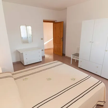 Nannis House Appartement *