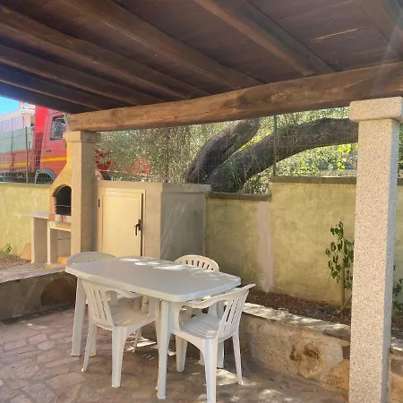 Nannis House Appartement